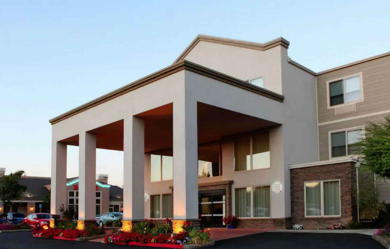 Four Points By Sheraton Portland East Fairview Экстерьер фото